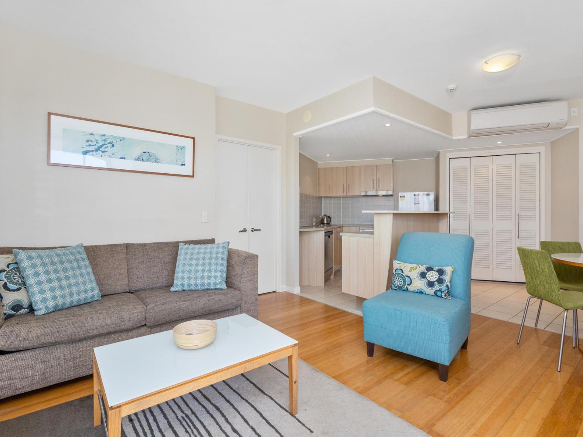 Apartment At Gunnamatta Ave *