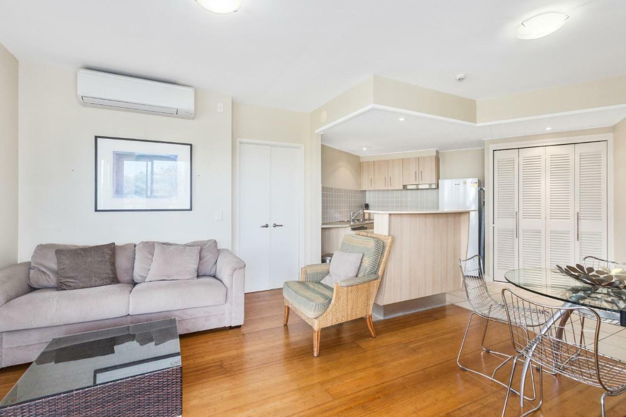 At Gunnamatta Ave Apartment *
